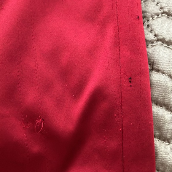 Bebe Red Satin Skirt
Size 4 - Picture 8 of 8